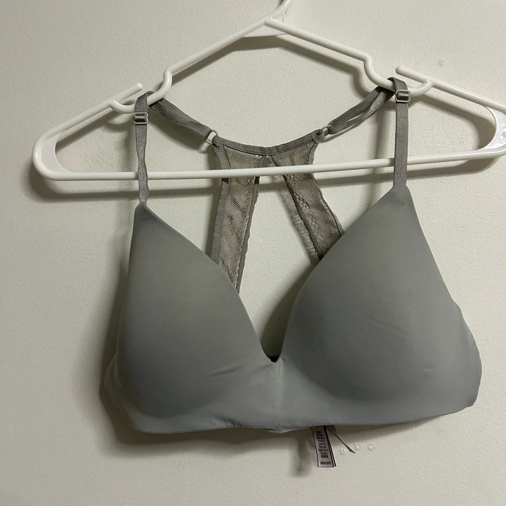 Victoria Secret Grey Criss Cross Lace Bra